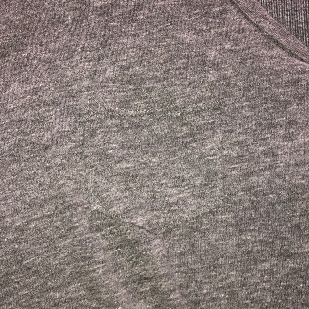 Grey Tank - Picture 3 of 5